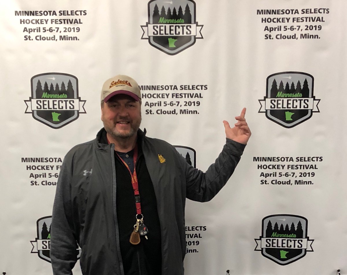 The rinks are ready and the 2006 teams will kick off the tourney. Have FUN, everyone! #mnselects #festival2019