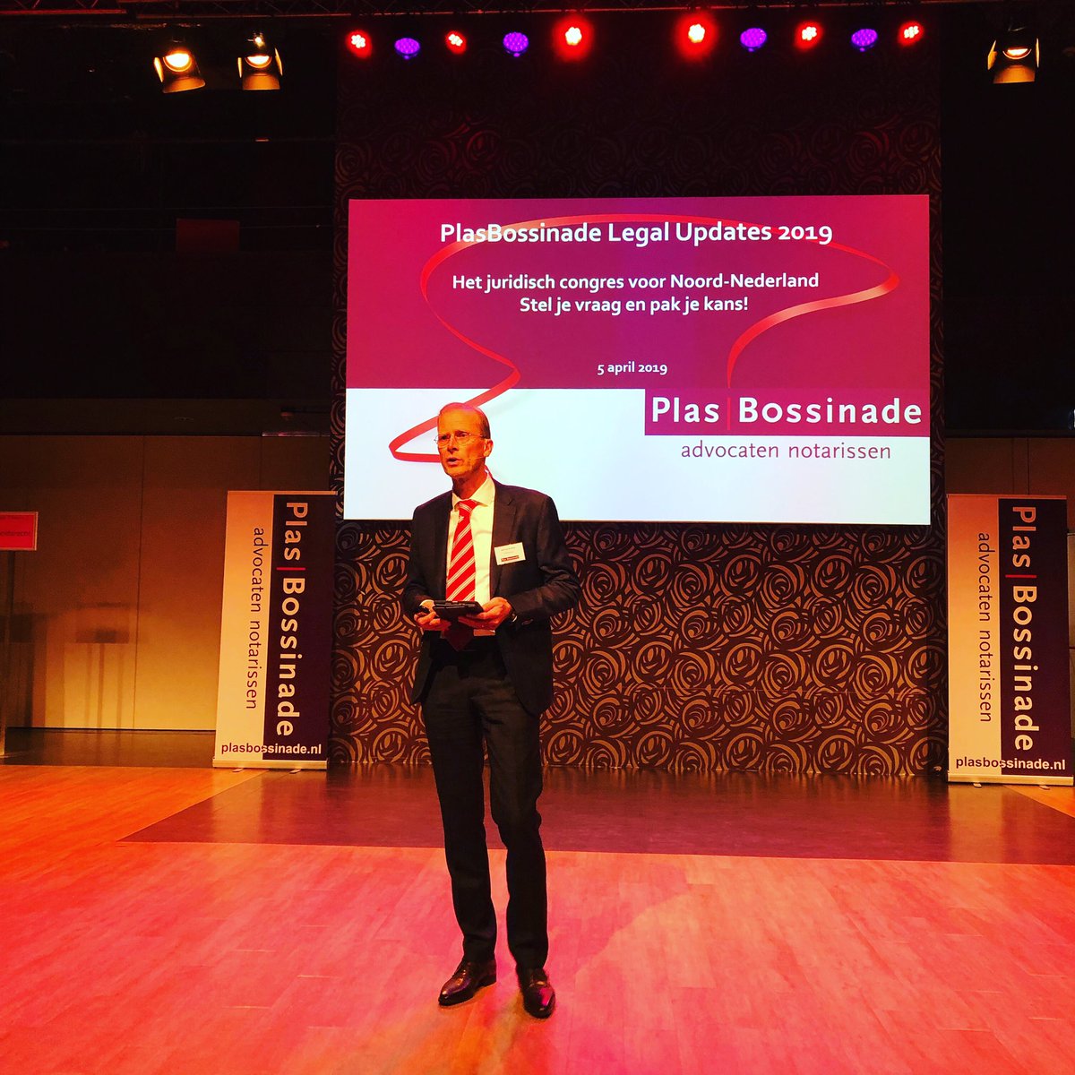 We zijn begonnen! PlasBossinade Legal Updates 2019. Jan Leo de Hoop trapt af #legalupdates #kennisdelen #tafelsessies #steljevraag #pakjekans #marktuitert