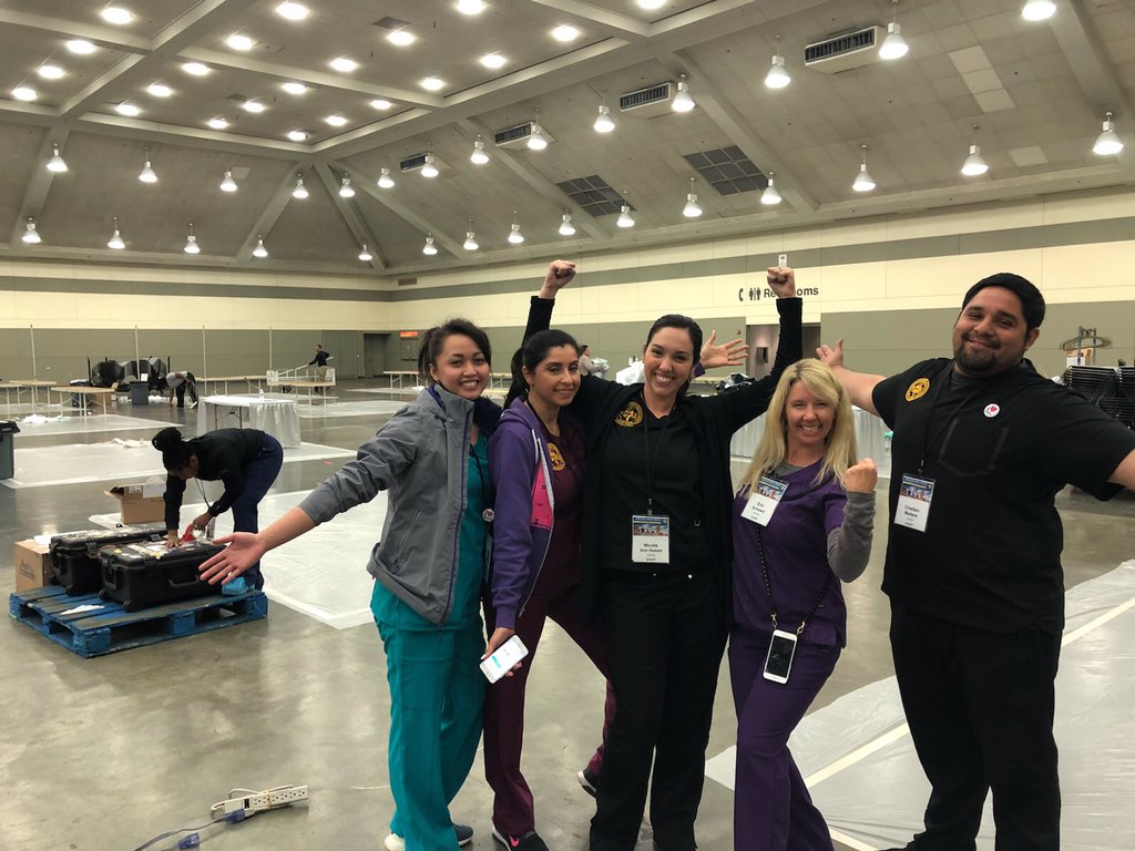 Last night, after the <a href="/SAGES_Updates/">SAGES is in Tampa in 2026!</a> hands on Foregut, Colon and Bariatric courses were done, we celebrated! The team behind the team #sages2019