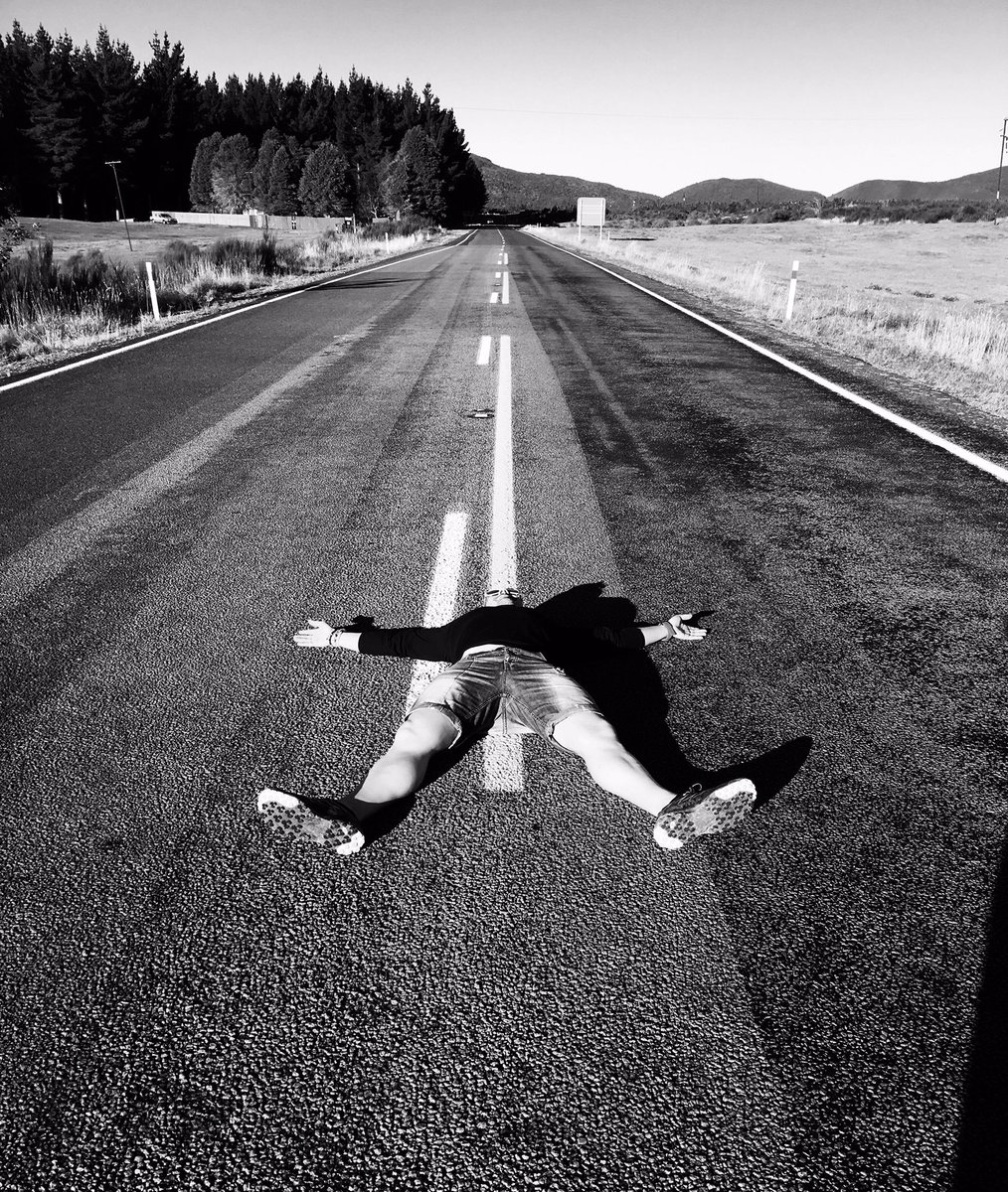 uripujolsans's tweet photo. Si pudieras hablar con tu “yo” del pasado ¿Qué consejo le darías?

#unabrazobonito https://t.co/UBXA9iydFk