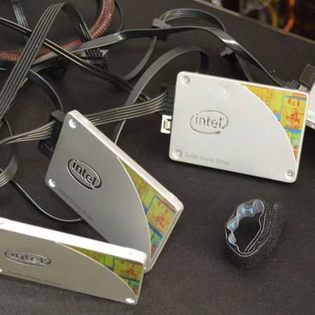BenjaminHCCarr's tweet image. #ZFSOnLinux Lands #TRIM Support for #SSD under #ZFS Ahead Of #ZOL 0.8 - Phoronix bit.ly/2ODc2hE