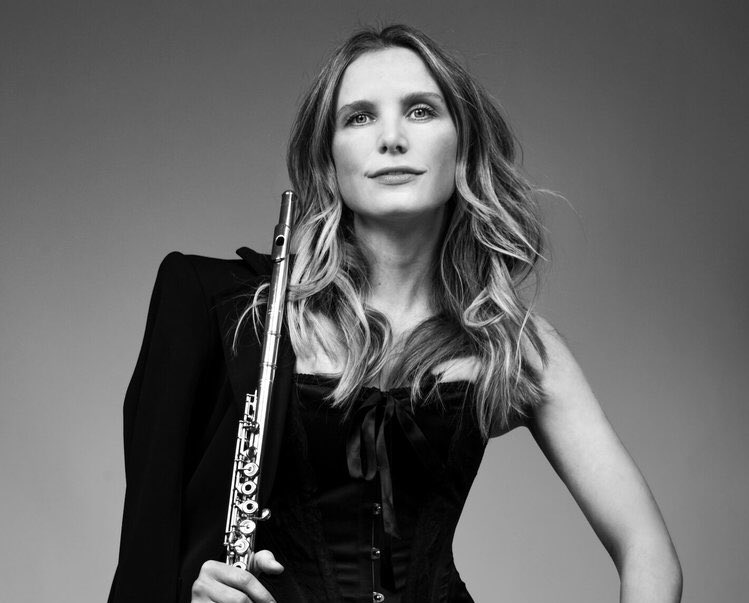 BHBLBand's tweet photo. Join us for our annual Jazz Showcase next Thursday, April 11th at 7:30 in the HS Auditorium with special guest Anne Drummond on flute! Admission is free and all are welcome. @BHBLFineArts @BHBLTriM @BHBLSchools https://t.co/PBEZcIODWs