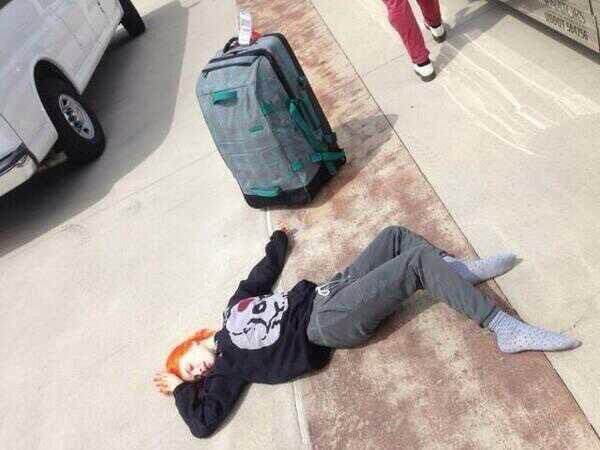 TheParamoreCity's tweet photo. "paramore's self titled album was released SIX years ago today" https://t.co/X12aeSNXyH