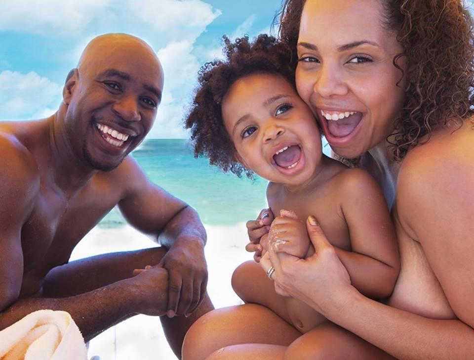 Nudist sucking — photo 1