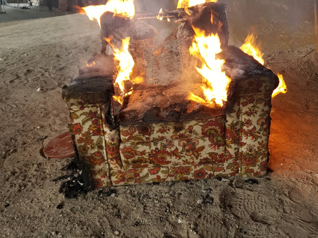 Lisa_Evans92's tweet image. A Woman's Place (semiotics of the domestic). 🔥 
Amazing FEmale crew celebrating women in industry 💪
Performance supported by Arts Council of Wales International opportunities fund @Celf_Cymru
.
.
.
#FEmaleartist #IronMaiden #ironperformance  #slossfurnaces #nccciap2019