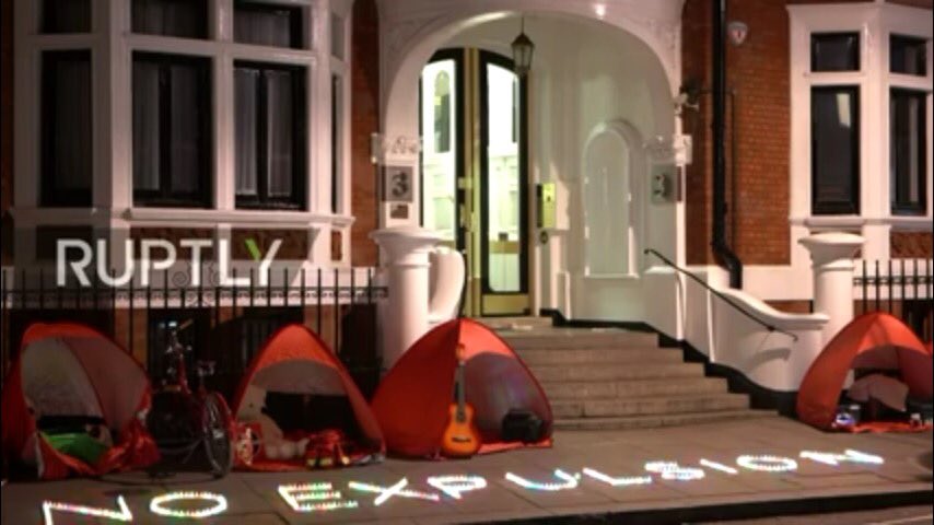 IPnzTech's tweet photo. The #IPnz tech team are standing by ready to support and #ProtectJulian with a #Unity4J vigil.  Stand up for a #FreeAssange and protect those who allow the truth to be told. 

https://t.co/GtErgqsfeA https://t.co/uWnFl7mgFi