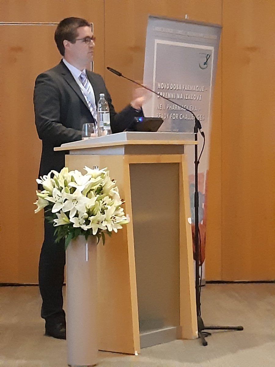 MirandaSertic's tweet photo. #hospital #pharmacists must be ready to recommend evidence based approaches, Petr Horak, President @EAHPtweet at the #CroatianCongressOfPharmacy https://t.co/LDPUuIxOA2