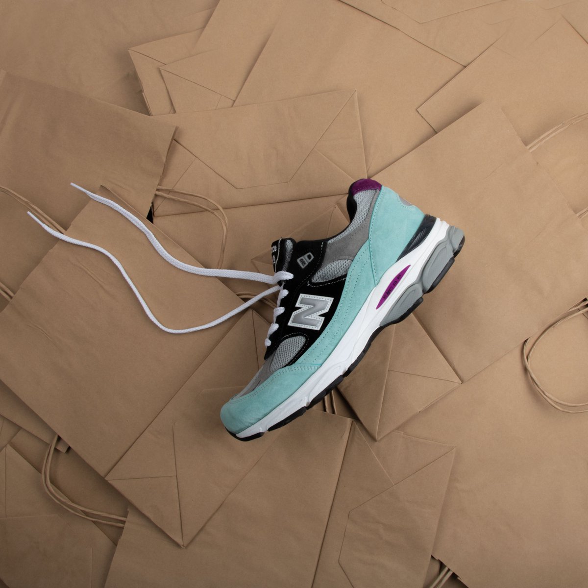 nb990v3