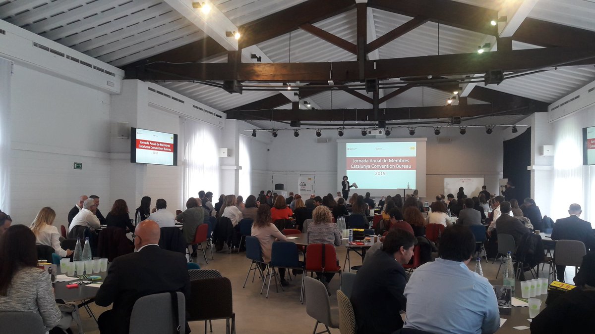 Associació Turisme Garrotxa tweet media