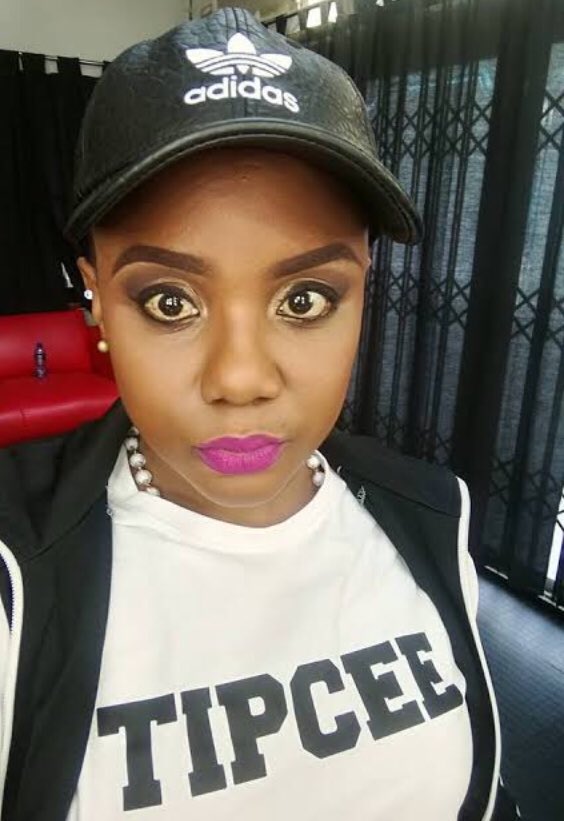 SihleSays's tweet photo. #BabesWodumo and #Tipcee will appear in the Durban Magistrates Court where they face assault charges for allegedly beating a Durban woman at an Umbilo guesthouse last month. The incident happened a day after #Mampintsha assaulted Babes. @IsolezweNews is at the court. https://t.co/GS4L8gjeAO