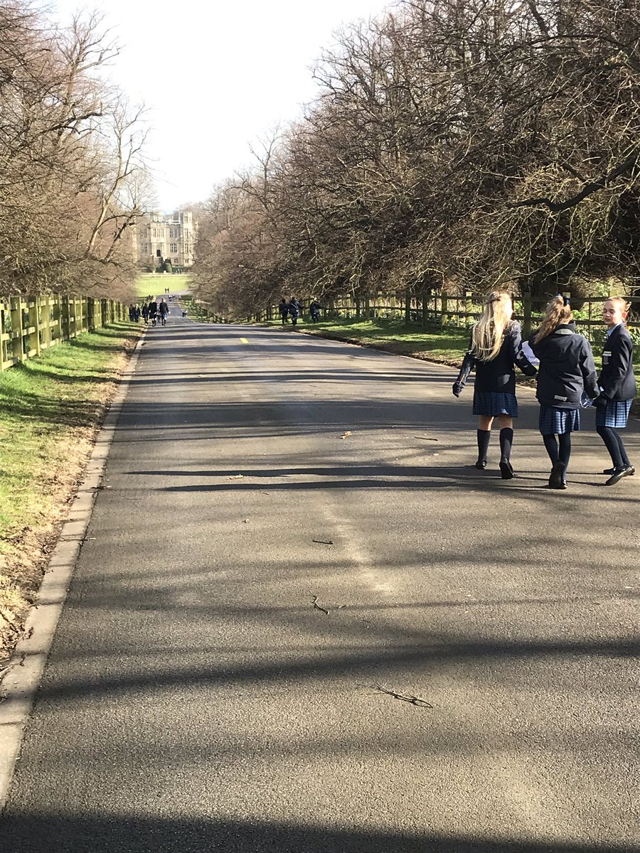Easter trail on a lovely sunny morning @BarlboroughHall <a href="/BarlboroughHead/">Barlborough Head</a>