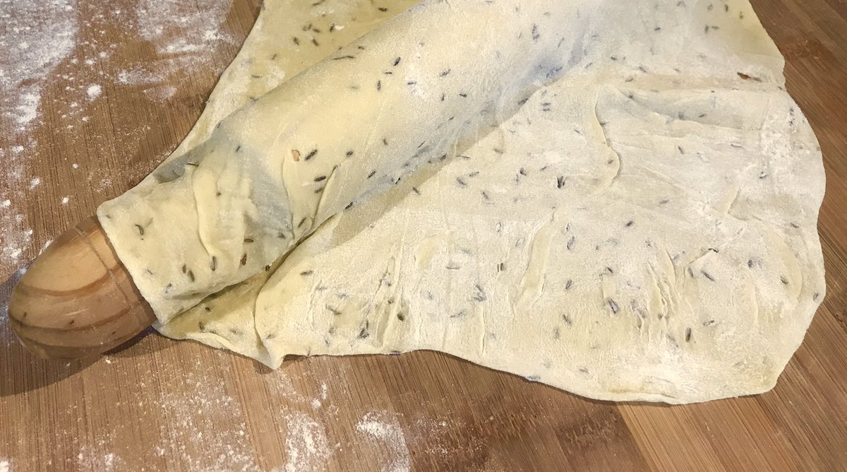 BakedByRomanos's tweet photo. Making beautifully fragrant Black Cumin Lavash Bread this morning and so difficult not it eat it as it comes out of the oven🥴
#supperclubprep
#lavashbread #middleeasternfood #uksupperclubs #unleavenedbread #crackerbread #cambridgefood #supporttheindependent #independentbusiness https://t.co/aylwzCMcvu
