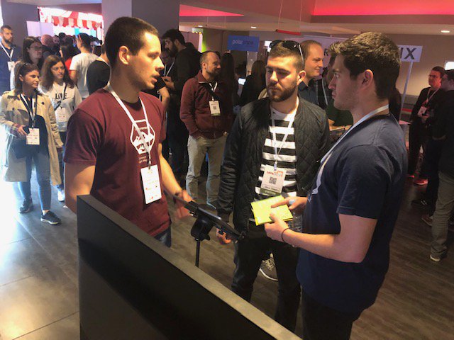LifeAtNetcetera's tweet image. Минатиот викенд бевме дел од #JavaSkop '19. Нашите колеги @alexhris, @hsilomedus и @totetoMKD беа дел од говорниците и го споделија своето долгогодишно искуство со присутните. Воедно, на нашиот штанд посетителите можеа да се запознаат од прва рака со проектите на нашиот тим.