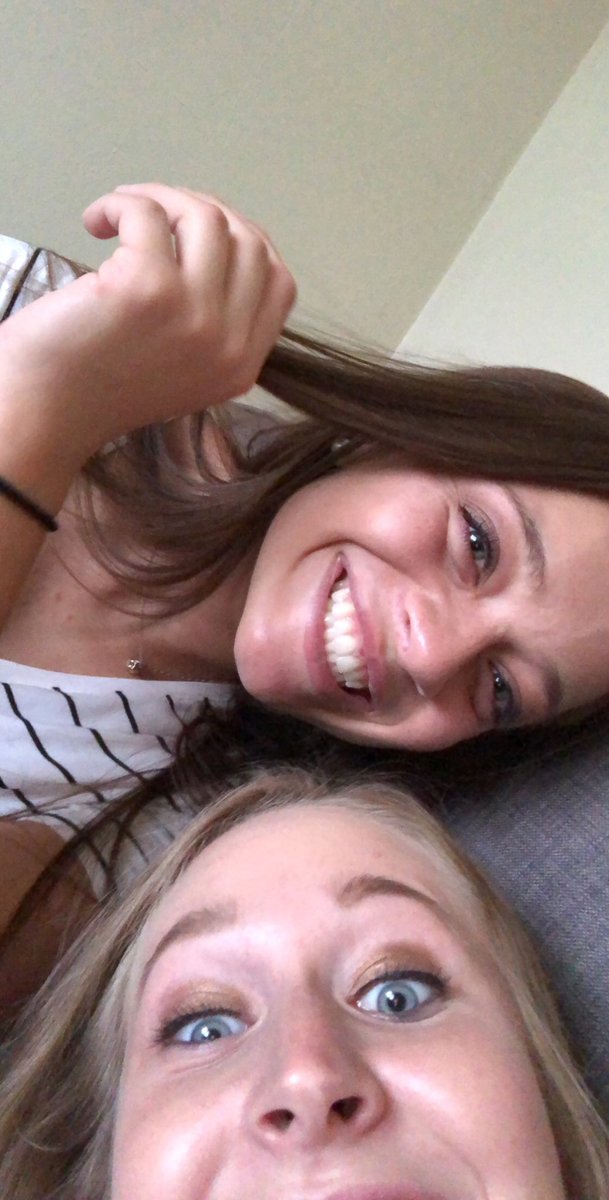 ocrane18's tweet image. HAPPY BIRTHDAY ROOMIE 🎁💞🎈🎊@Alli_Peak