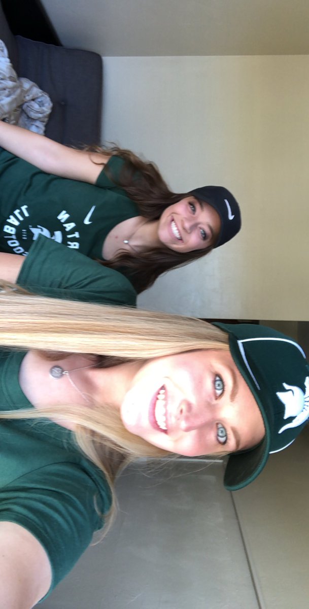 ocrane18's tweet image. HAPPY BIRTHDAY ROOMIE 🎁💞🎈🎊@Alli_Peak