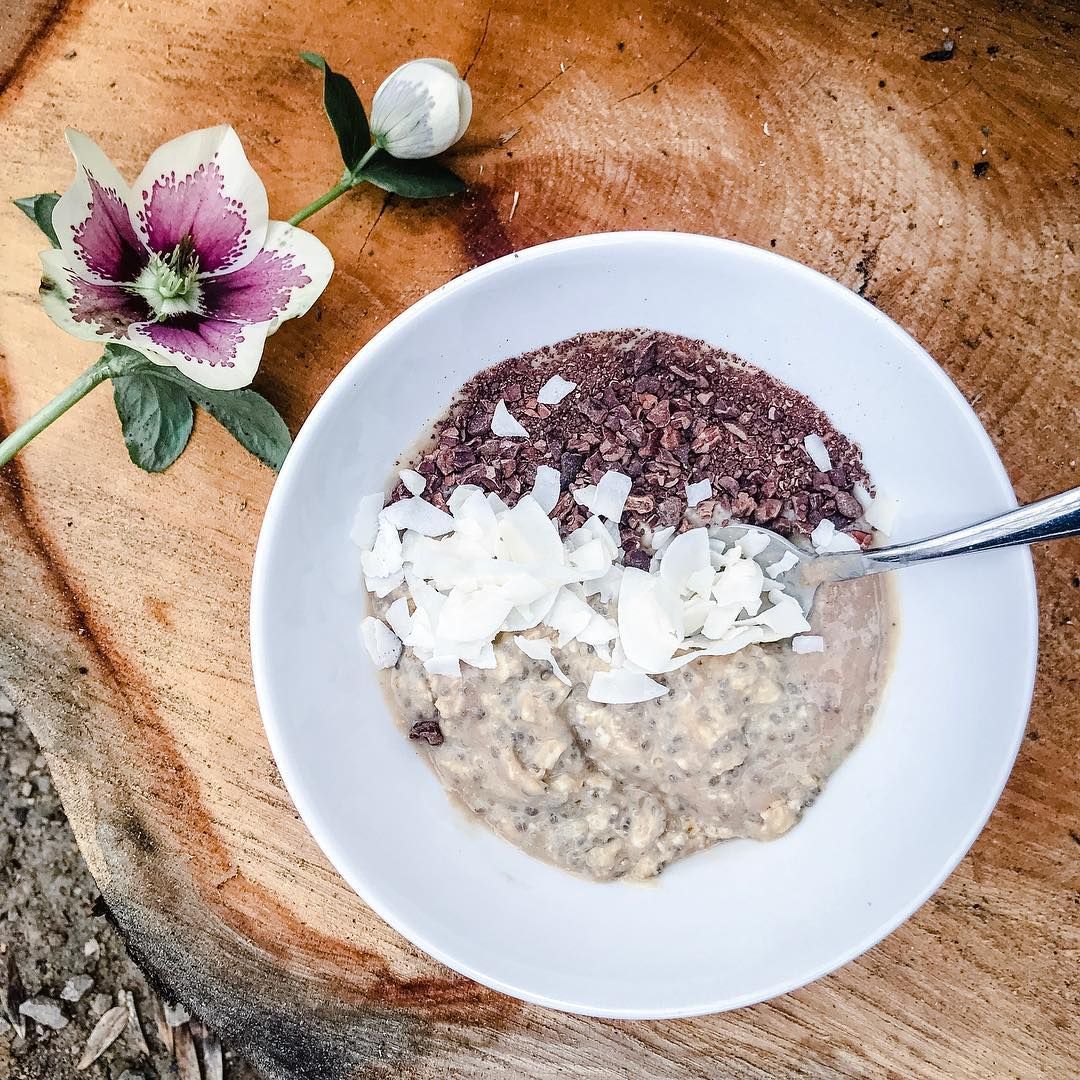 Naturya's tweet photo. Some beautiful inspiration from @camillaelms for how to use Chia Seeds and Cacao as part of your healthy breakfast bowl which aids better blood sugar balance.💚
Head to her insta page for the recipe.

#naturya #cacao https://t.co/Q8EowAK65D