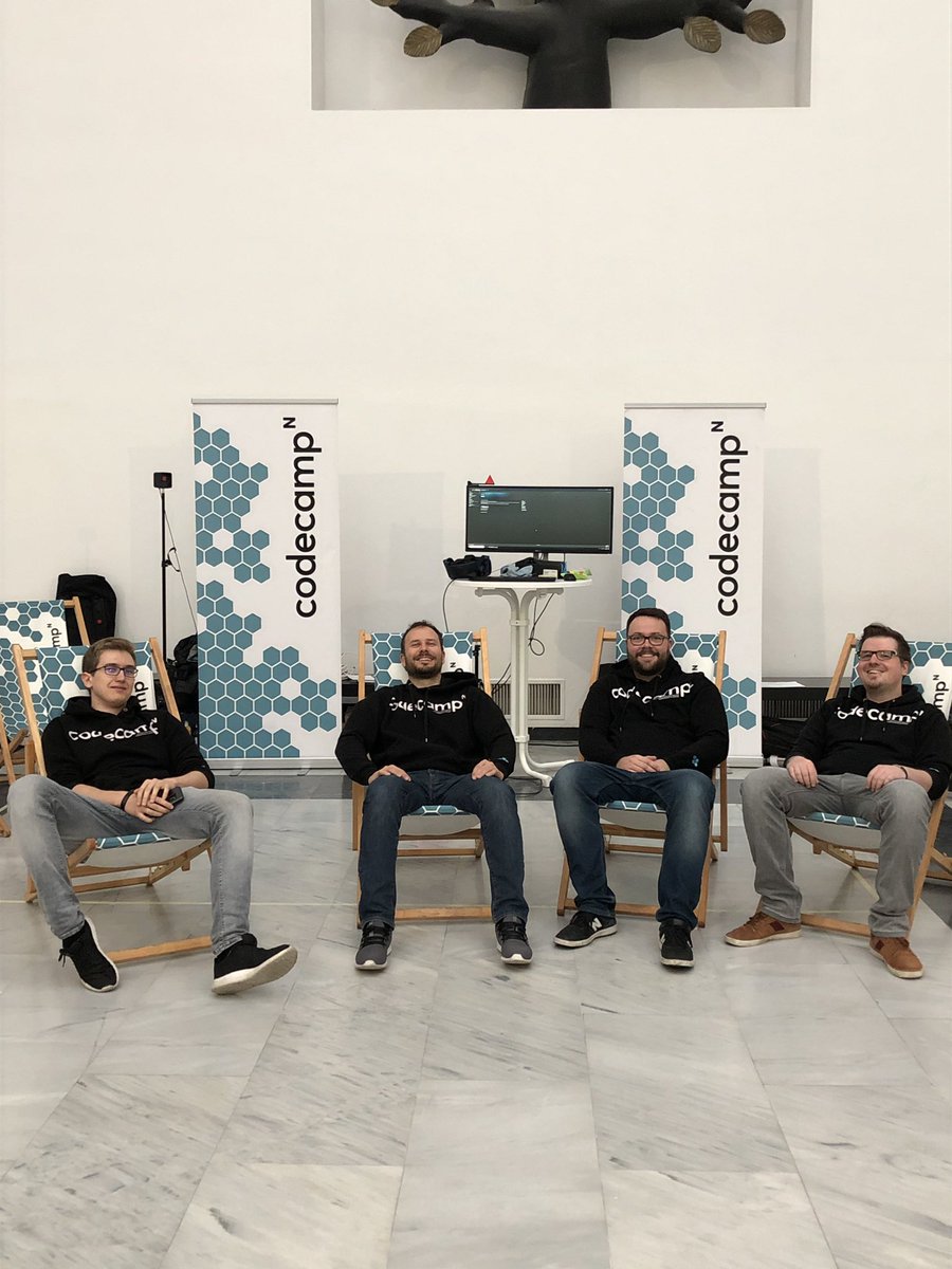 codecamp_n's tweet image. Calm before the storm #devcamp19