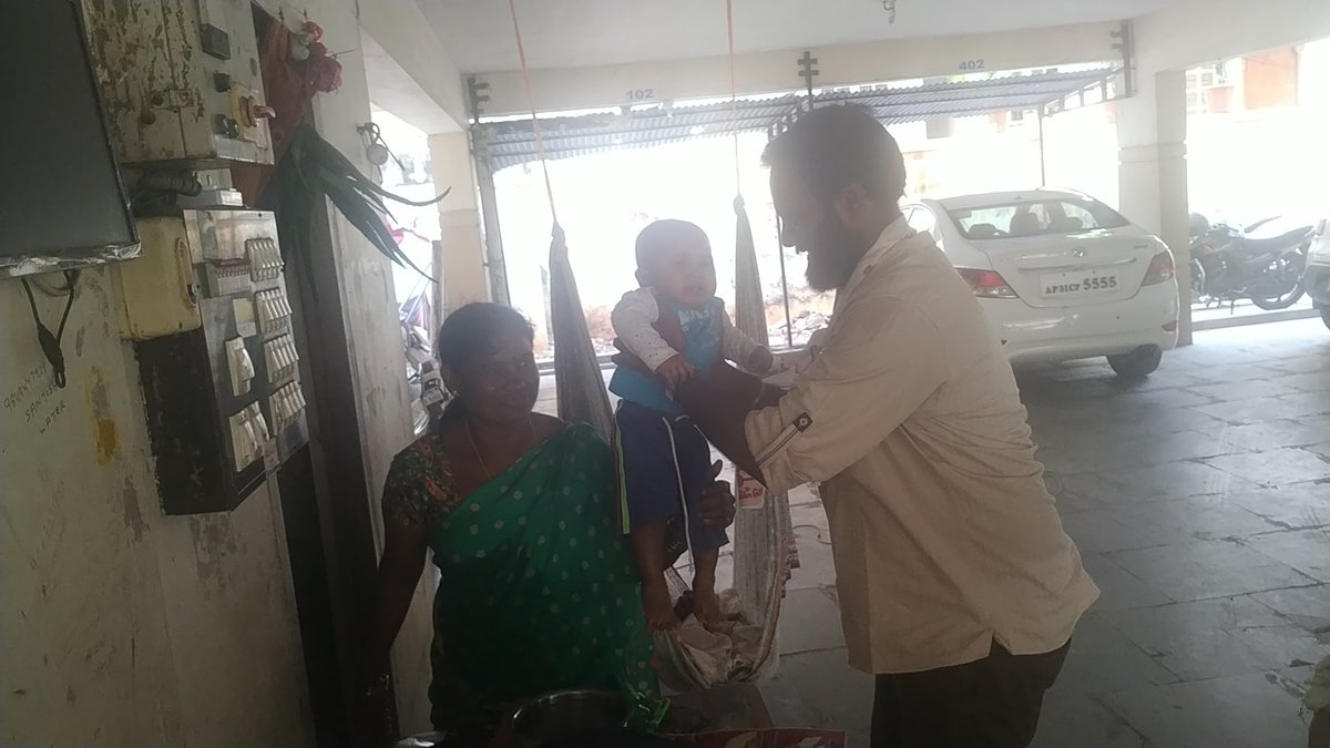 pvnraaz's tweet photo. 18వ వార్డ్ ఏరియాలో జనసేన ప్రచారం @JanaSenaParty
@PawanKalyan @99tvtelugu https://t.co/MBVy4UOIPs