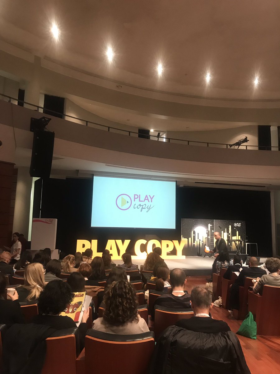 advivaweb's tweet photo. Oggi siamo al corso di @play_copy: giornata di formazione “Tostissima”, tutta a base di #Copywriting! In questo momento @valefalci ci parla di comunicazione superlativa nelle aziende... Go Vale Go! 
@Pennamontata https://t.co/HiBa3GzxOA