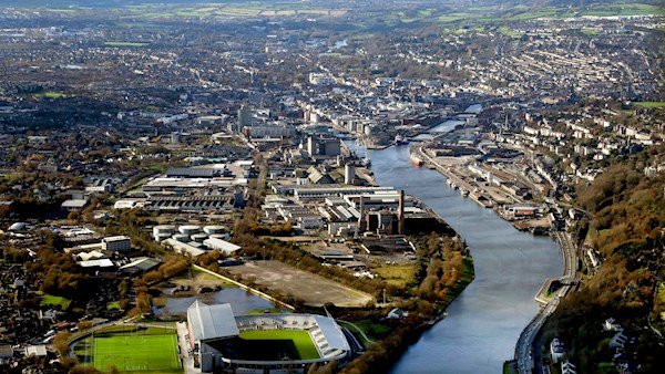 irishexaminer's tweet photo. Data Centre and Air Cooling Systems manufacturer, EDPAC International, has announced the creation of 50 new jobs in #Cork #jobfairy https://t.co/H5K4AtH5Nn https://t.co/2IJTgkQ0ig