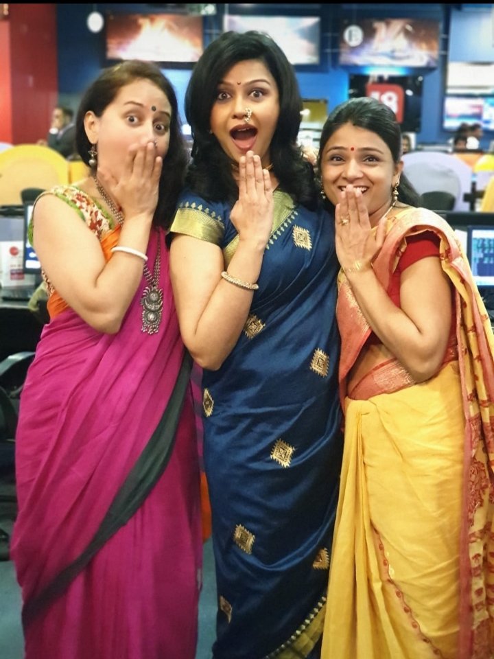 Neha_1007's tweet photo. #happyfaces #weekendmania https://t.co/C3JSpGumZj