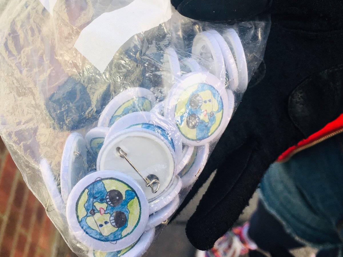 MindingsStu's tweet photo. Daughter’s banners for #FridaysForFuture #Kids4Climate protest. Inspired by @GretaThunberg she makes a banner ever week & gives it away to a fellow student to join in her lunchtime protest march. We’ve made more badges too - last week week she raised over £9 for @treesisters https://t.co/76pGUOs76d