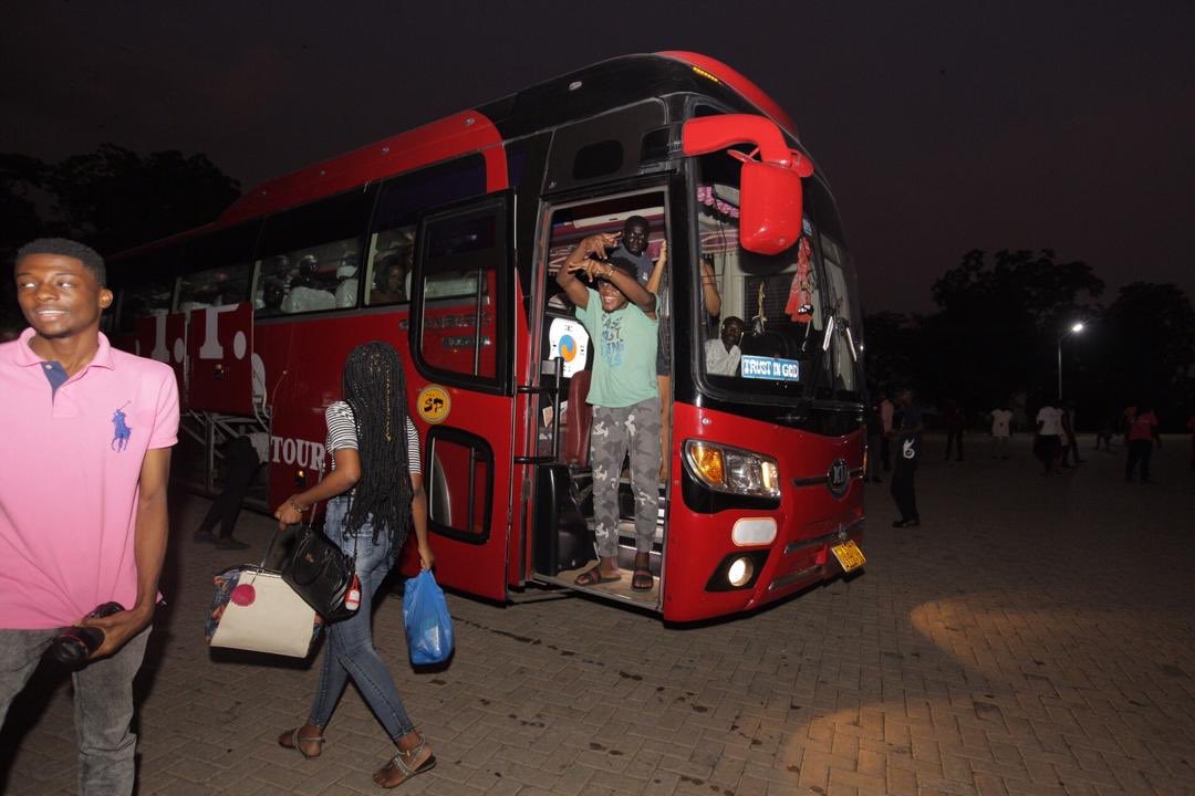 VodafoneXGH's tweet photo. Day 1 of #RepuTheXWay. • Party Bus • #Epilogo19. Checkout our IG stories if you missed it🤗🚀 and stay tuned for more.. https://t.co/k6OIHO61Nt