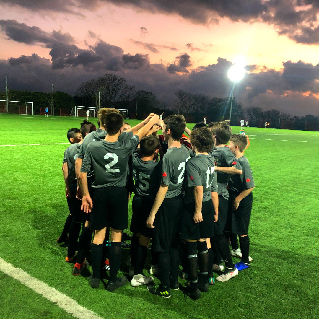 Mike Nicoletopoulos of @AssanteHydrostone, a sponsor of the Newbridge Academy Jr. High Soccer Team, wishes everyone the best of luck in Costa Rica!  Play hard and have fun!  assante.com/advisors/mnico… #NewbridgePride