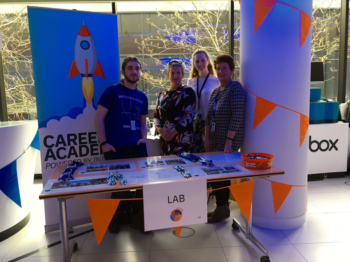 ChezBeckett's tweet photo. #UKLabCampus Early Professional Development team on a day trip to Southbank for #careersacadmy2019 promoting Graduate opportunities in the Labs #freebies #LabsonTour https://t.co/JbL44qLTsP