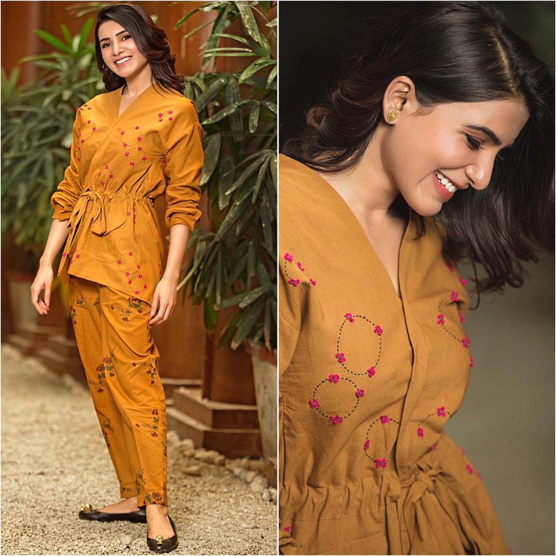 Aza_Fashions's tweet image. #SamanthaRuthPrabhu makes a versatile statement in #Kanelle's mustard tone pant set with floral appliques.
Discover the designer's collection at bit.ly/2uD1aqY.

#aza #azafashions #pantset #shopnow #floral #shoponline