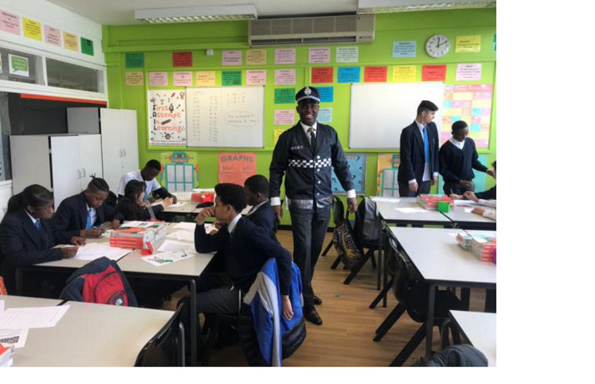 StAndHighCE's tweet image. Amazing Term [7]

Students fundraising for charities in groups, as a school and individually, participation in @WEMovement, staff going that extra mile to engage students in lessons - the list goes on.

We are #Ambitious. We are #Committed. We are #Selfless.

We #StandHigh