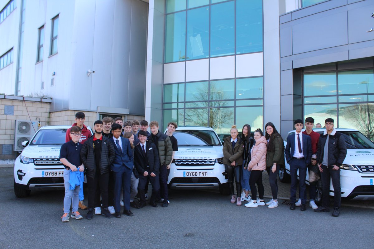 JLR_EBPC's tweet image. Oldham Hulme GS visit @JLRHalewood Full marks for everything. Our students definitely benefited from this glimpse of real life industry. @JLREducation @BMetC @Tomorrows_Eng @OhgsPrincipal #Inspire