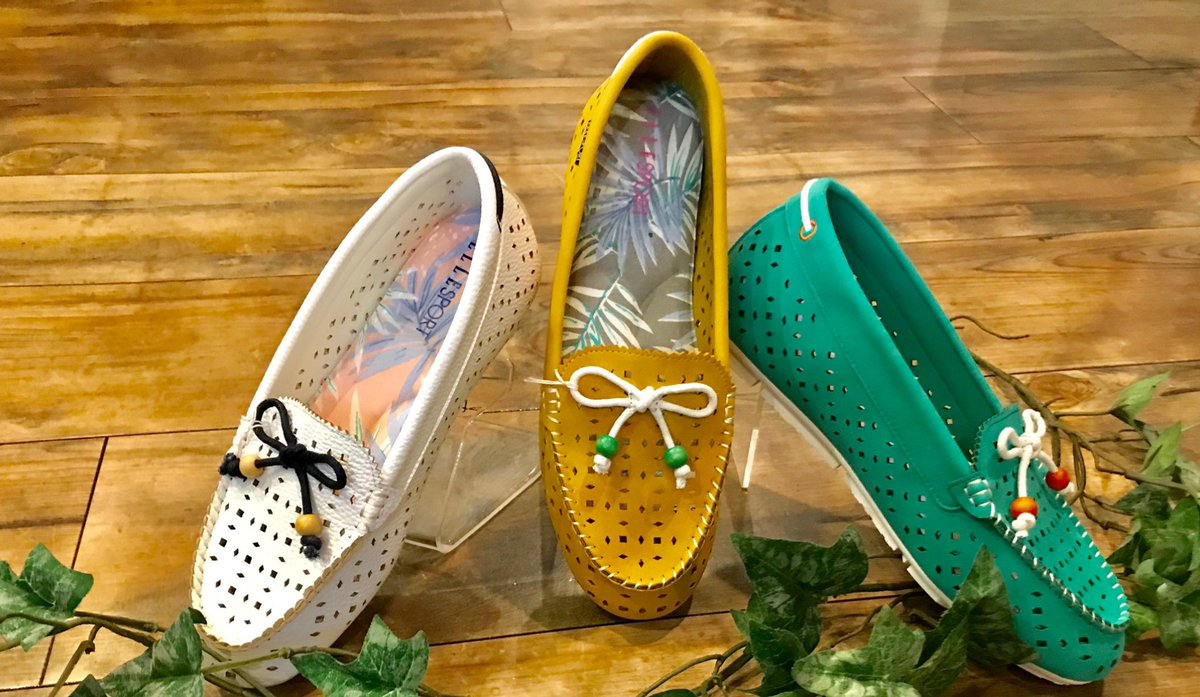 mukadeya_sendai's tweet photo. 春カラーシューズで
足取りも軽やかに ♪
¥4900+税
#モカシンシューズ
#春シューズ
#レディースシューズ
#カジュアルシューズ
#ellesport
#むかでや https://t.co/Mz6F5YeUtU