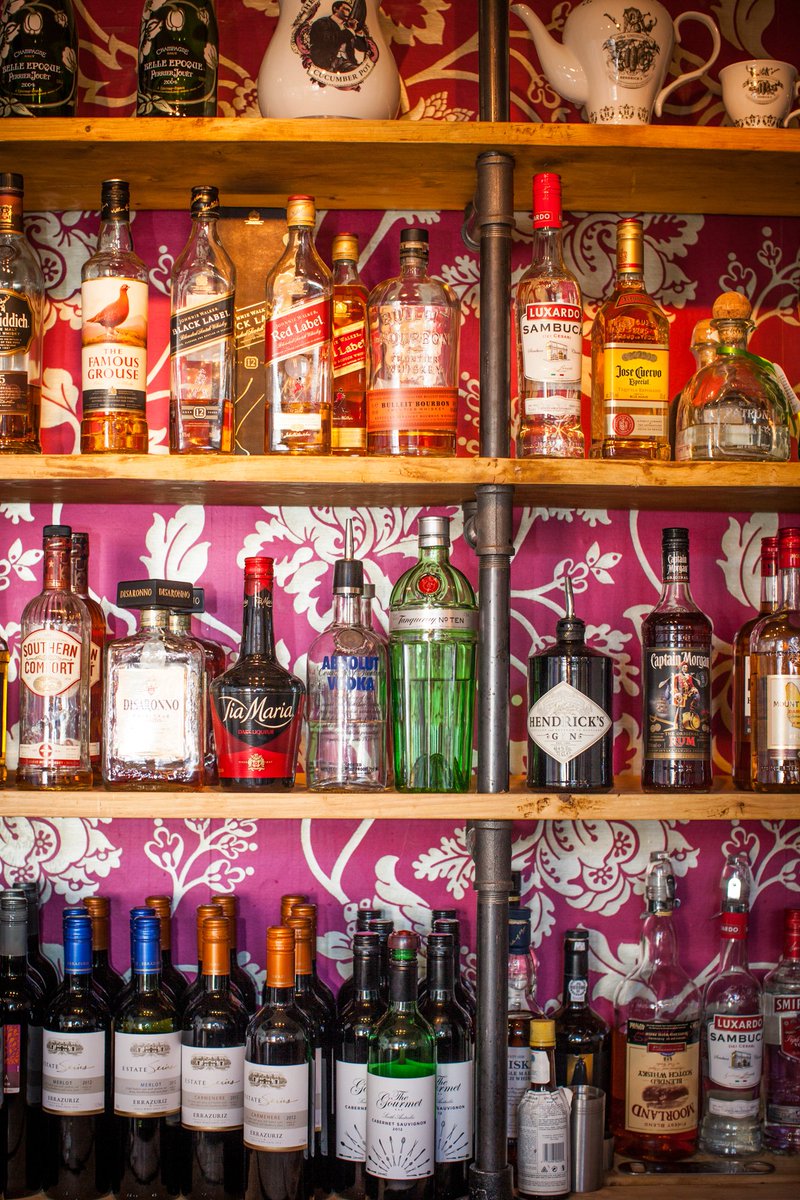 You only have until 5pm to grab your #superearlybird for networking at <a href="/No4Bristol/">No.4 Clifton Village</a> Monday 29 April with guest speaker Matt from <a href="/Glisser/">Glisser</a> bit.ly/2FNPEhs Action Stations event peeps!