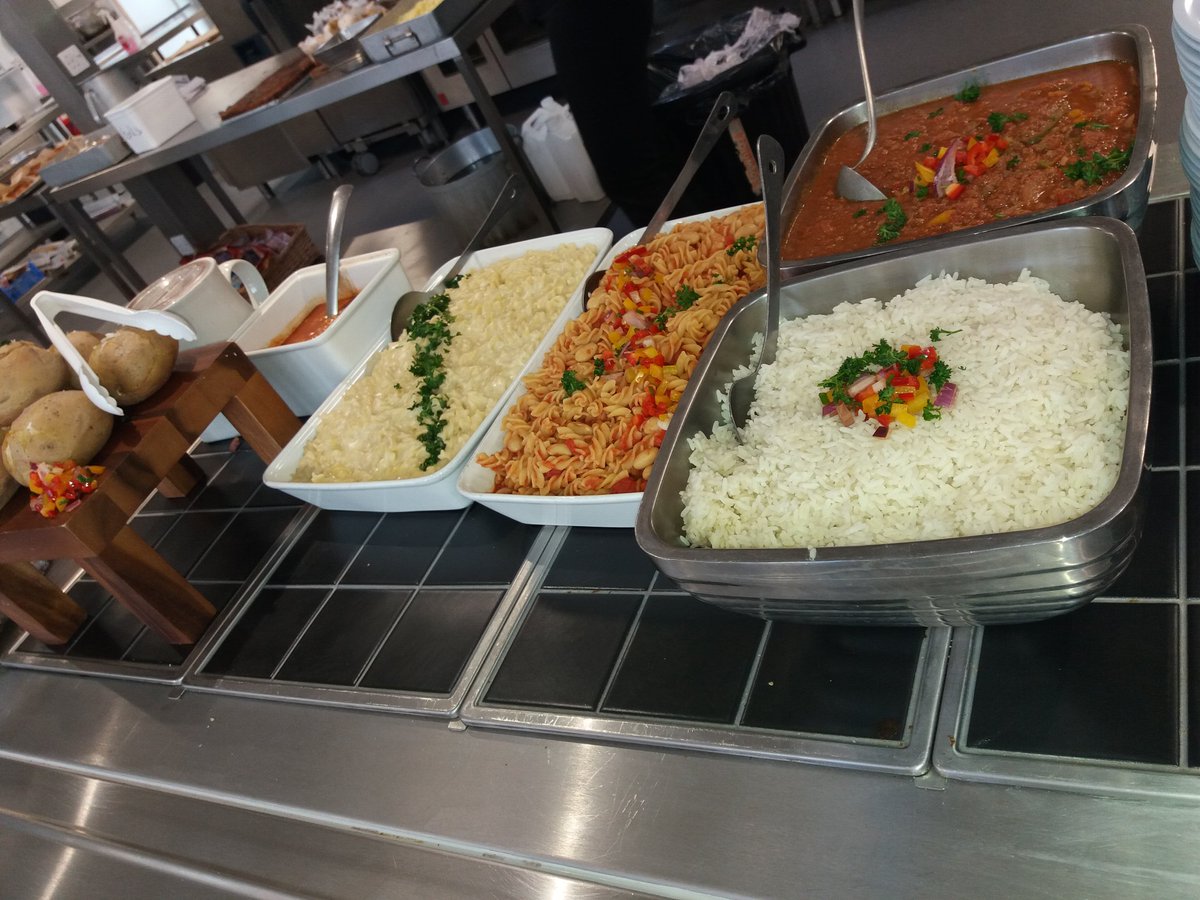 SueMahoney62's tweet image. Fantastic display and great tasting food at Sybil Andrew this week. Great teamwork?#vertas