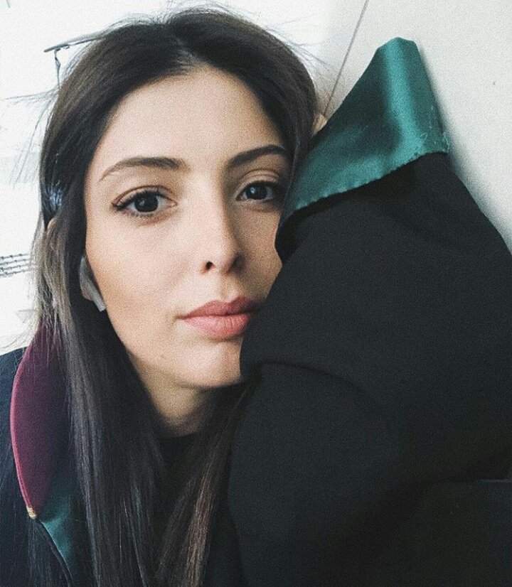 TalkingmiaFC's tweet photo. YARIŞMA 
Avukatlar gününe özel, bu tiviti favlayan, Sanemişkoyu takip eden ve başını belaya sokan bir şanslı takipçimize ; hapisten ceza almadan çıkma desteği hediye ediyoruz 🎉 https://t.co/jQw8ukVaCw