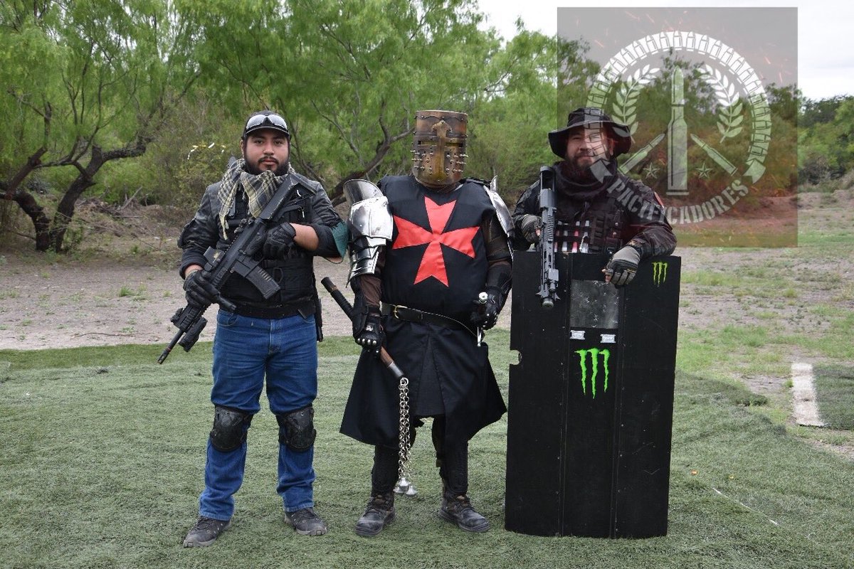 JEVUZMETAL's tweet photo. #pacificadoresmty #domingodebbs #Airsoft #Juggernaut #shield #M4 https://t.co/5O9AAQgDGt