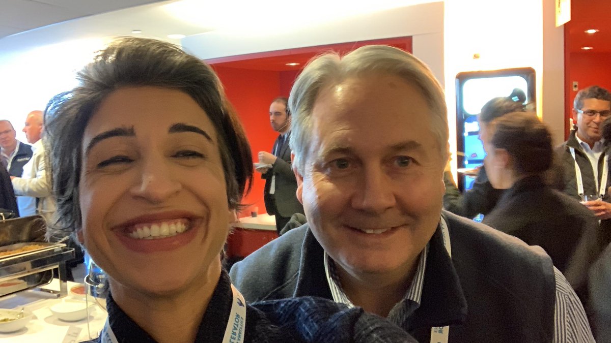FCATalyst's tweet photo. Supporting entrepreneurs and advancing #fintech, Fidelity’s leaders yMonaVernon and Sean Belka at @FinTechSandbox. #sandboxdemoday #fidelityassociate #nyfintechweek https://t.co/tHvlrPWI3O