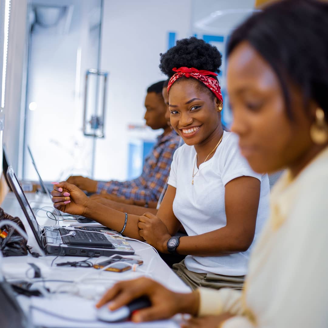 codekago's tweet photo. Our workspace is always filled with excitement and fun.
We believe "All work and no fun makes #Codekago a boring place".
Enjoy the weekend!! .
#HumansOfCodekago #TGIF #CodekagoTogether #DigitalAgency #HappyWeekend https://t.co/JJYPDftQvN