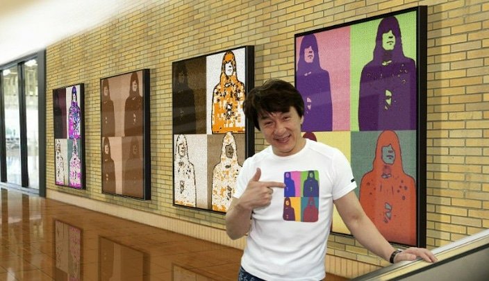 LateSorrow's tweet photo. Thanks to Jackie Chan for helping me get my name out, as well as the suprise display! I'll be in New York next week to check it out🤘
check bio💔 NEW MUSIC SOON
#jackiechan #thankyou #lvtesorrow #nuemo #emorap #altrock #alt #emo #lol https://t.co/W2Qoyj3Skt