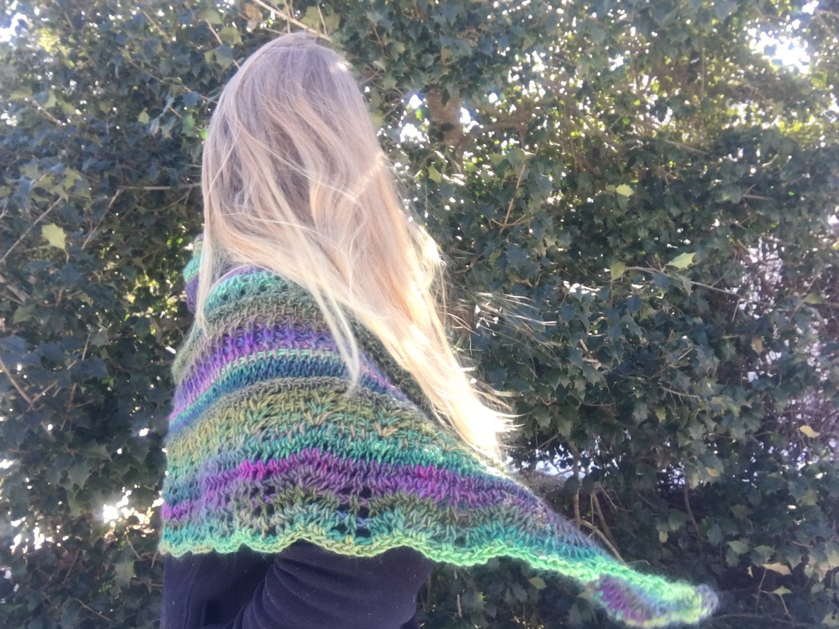 agentsully's tweet image. If you like Learning, Improving your Life, Finding the Good, - or any of these interests-let's chat. 
#crochet #running #spirituality #writing #bellydancing #nonduality #knitting #tunisiancrochet #LifeHacks Follow me &amp;amp; we can learn from each other! Linktr.ee/agentsully