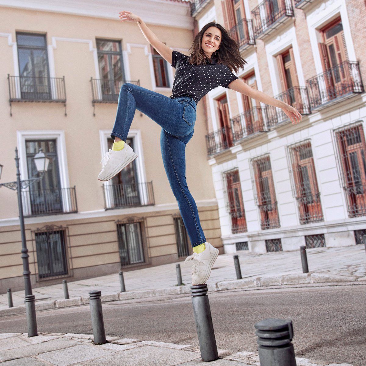 springfieldmw's tweet photo. Defying gravity has never been so comfortable! Our new #ZeroGravity collection gives flexibility and elasticity a whole new meaning. https://t.co/HGzaXBrDWM #NewDenimCollection https://t.co/0HMmeDc21m