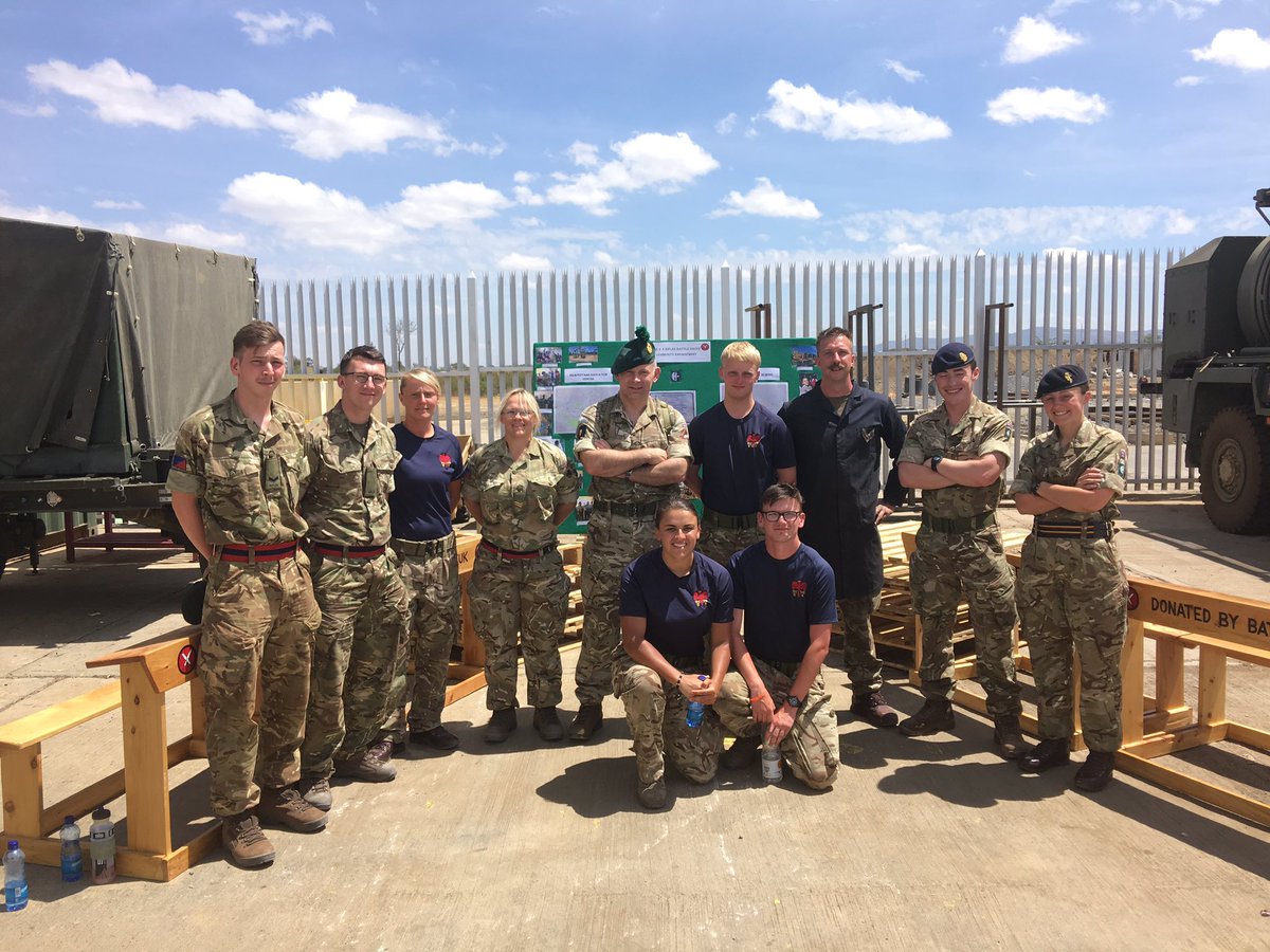 1 (UK) DIV Comd SGT MAJ (@armysgtmjr1ukxx) on Twitter photo GOC <a href="/1UKDivision/">1 (UK) Division</a> taking time to talk to soldiers and NCOs in Kenya 🇰🇪 Whilst visiting <a href="/BATUKOfficial/">BATUK</a> <a href="/CO_2RIFLES/">CO 2 RIFLES</a> <a href="/TheWelshCavalry/">1st The Queen’s Dragoon Guards 🏴</a> the training has moved fwd in leaps and bounds over the past 2 years #BetterNeverStops GOC <a href="/1UKDivision/">1 (UK) Division</a> taking time to talk to soldiers and NCOs in Kenya 🇰🇪 Whilst visiting <a href="/BATUKOfficial/">BATUK</a> <a href="/CO_2RIFLES/">CO 2 RIFLES</a> <a href="/TheWelshCavalry/">1st The Queen’s Dragoon Guards 🏴</a> the training has moved fwd in leaps and bounds over the past 2 years #BetterNeverStops