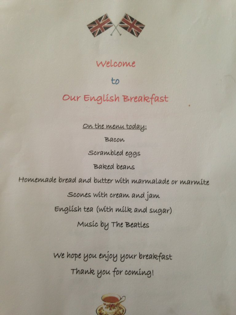 Petit déjeuner anglais ce matin dans la classe des grands. Merci aux nombreux parents venus partager et aider pour que cette action soit une réussite !