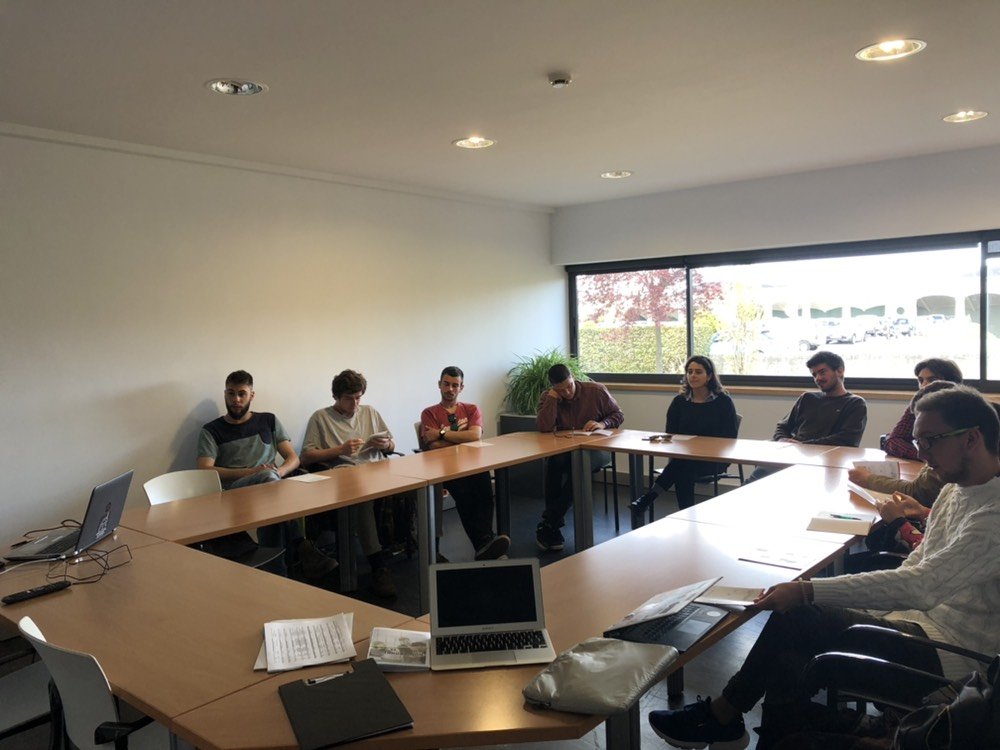 Ayer, los participantes de esta edición, visitaban <a href="/GijonImpulsa/">Gijón Impulsa</a> y participaban en una charla de <a href="/asturvalley/">Astur Valley</a> 

👉 Y la semana que viene, comienzan las formaciones:
🔹 Htas colaborativas y gestión de proyectos
🔸 Comunicación y presentaciones en público