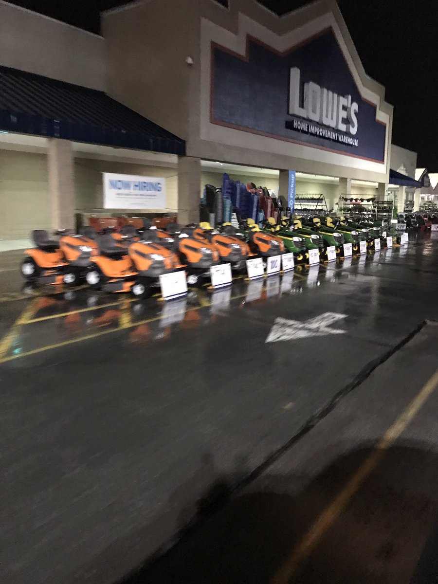 7Kingsport's tweet photo. Ready for the rain to clear out and service some customers! https://t.co/Fuays0sAI9