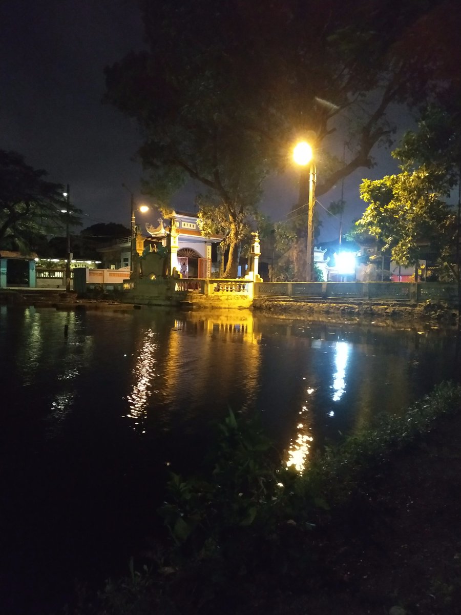 baniphan88's tweet photo. @vietnamvedeptieman
Hết vé máy bay đến nhiều điểm du lịch dịp nghỉ lễ tháng 4 - VnExpress Du lịch https://t.co/TrFd9FaOTk https://t.co/fb6hc9XNYR