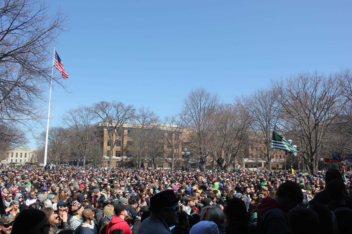 A2HashBash's tweet image. 48th Annual Ann Arbor 
Hash Bash is tomorrow!!! 
🔥🌲💨💨💨💨💨