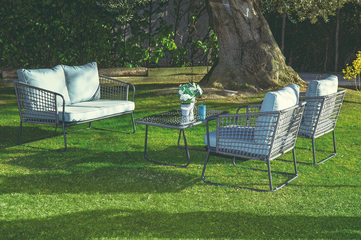 La llegada del buen tiempo abre la temporada del jardín
ferrymas.es/es/noticias/no…