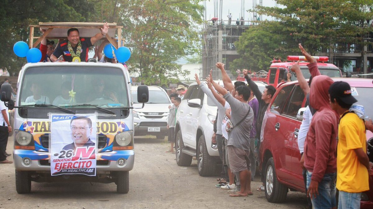 jvejercito's tweet photo. Gingoog City, Misamis Oriental motorcade.
#26Ejercito #MrHealthCare #SenJVServes #SenJVParaSaBayan https://t.co/Rvi6iBQhFp